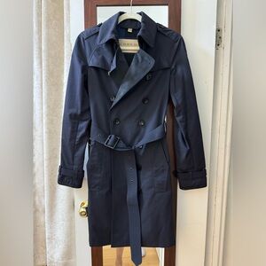 Burberry Navy Classic Trench-coat, size 6